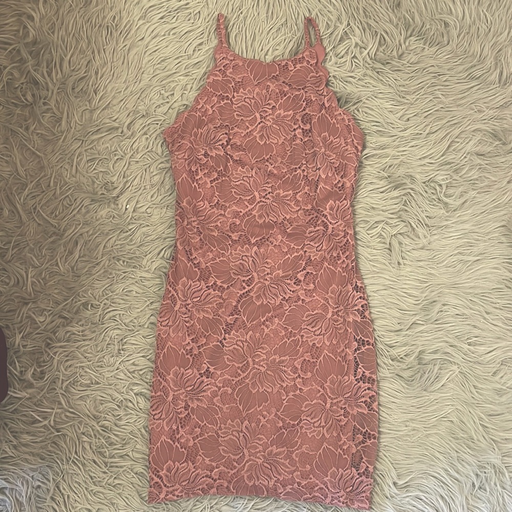 Lulu’s pink lace dress